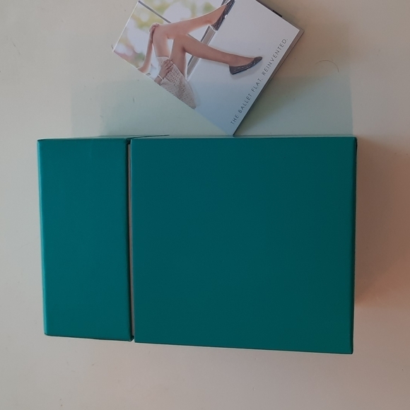 Tieks shoe box - Picture 4 of 8